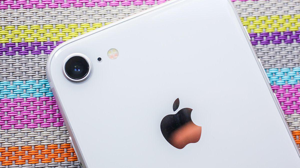Los ensambladores de iPhone 9 "de bajo costo" están aislados antes de la producción en masa