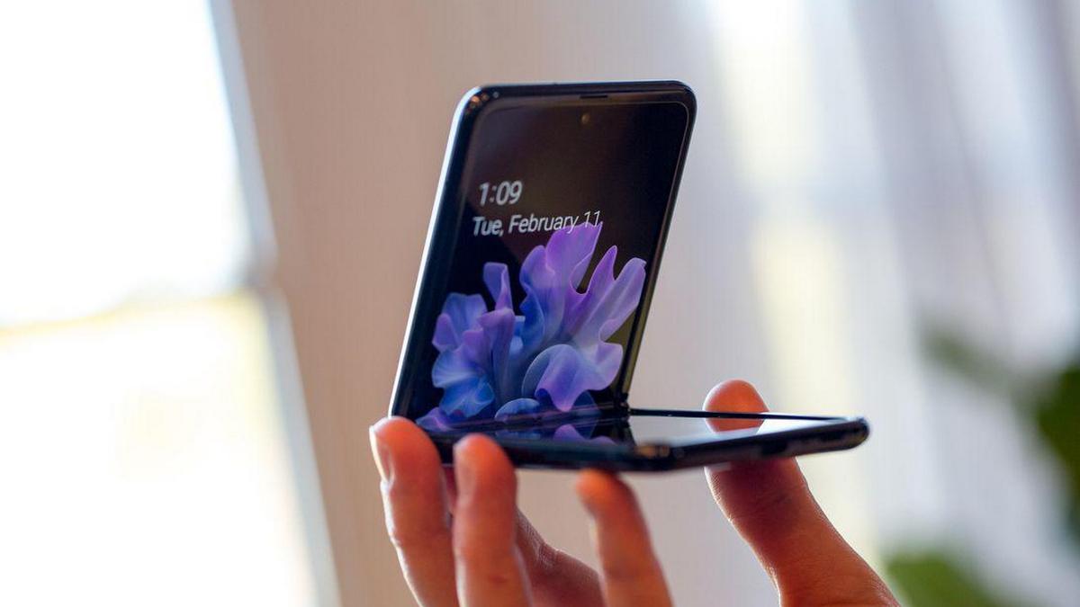 Los teléfonos inteligentes plegables de Samsung se rompen en el frío