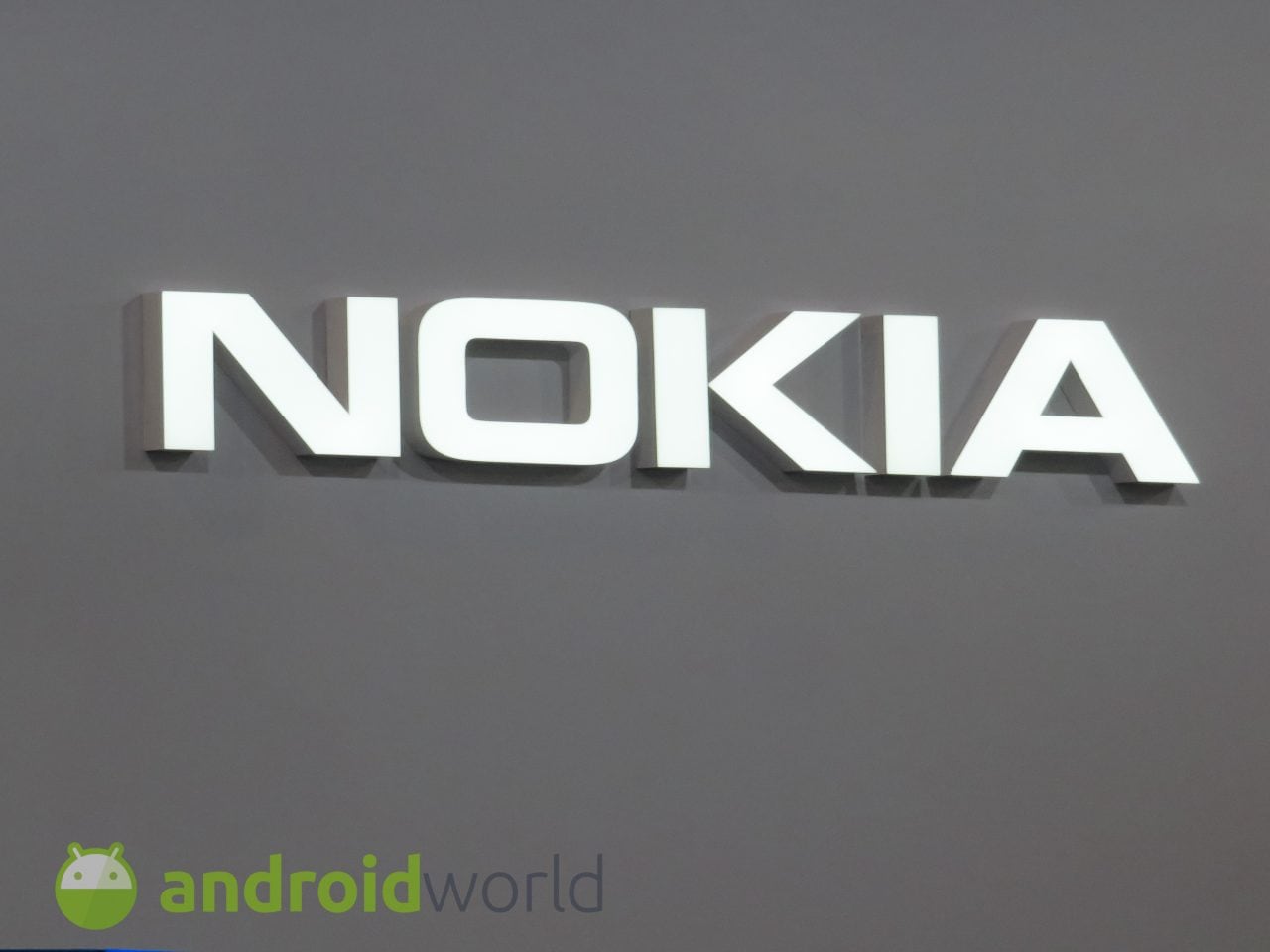 Nokia ha nel cilindro un nuovo smartphone con fotocamera da 48 MP e notch a goccia (foto)