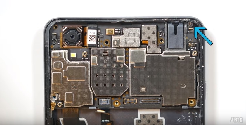 OnePlus X fatto a pezzi: facile da riparare, ma fino ad un certo punto (video)