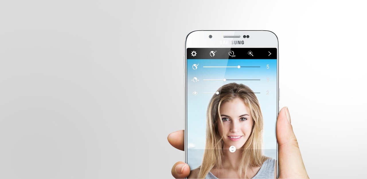 Samsung Galaxy A8 conferma il nuovo corso dell'azienda anche sulla fascia media (foto)