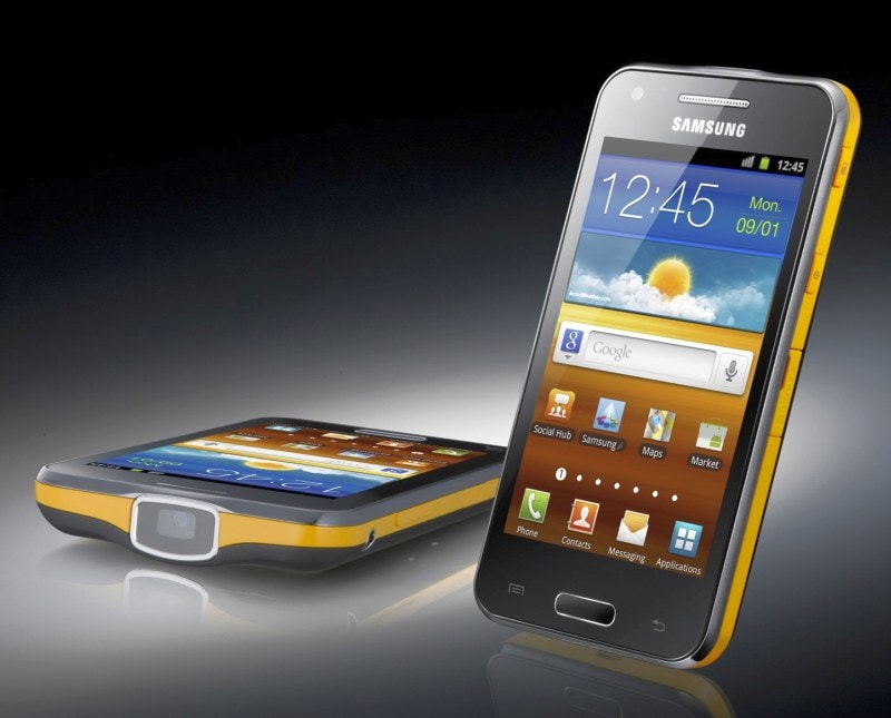 Samsung Galaxy Beam: lo smartphone che è anche proiettore (di nuovo)
