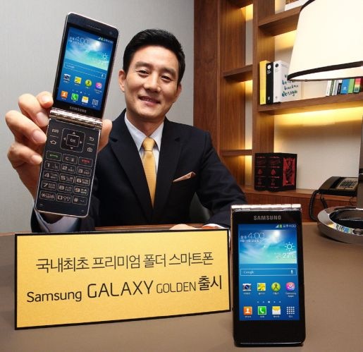 Samsung Galaxy Golden ufficiale: uno smartphone a conchiglia dual-screen per la Corea