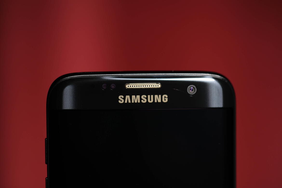Samsung si guadagna un altro primato, di cui avrebbe fatto a meno: è il marchio più clonato del 2017 (foto)
