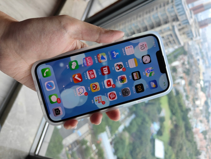 Se encontró un nuevo error en el iPhone 13 Pro: el teléfono inteligente muestra que se está cargando, incluso cuando no está conectado a un cargador
