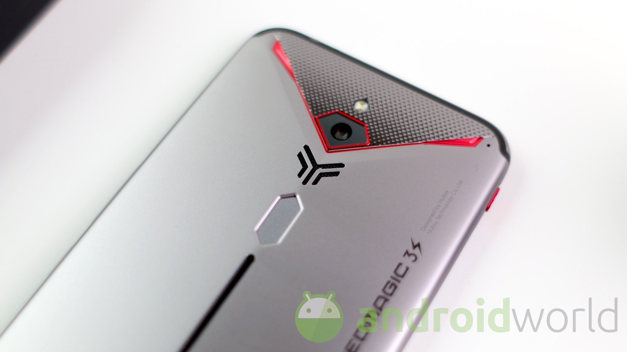 Secondo DxOMark Nubia Red Magic 3S non è lo smartphone perfetto per l'audio (nemmeno lontanamente)