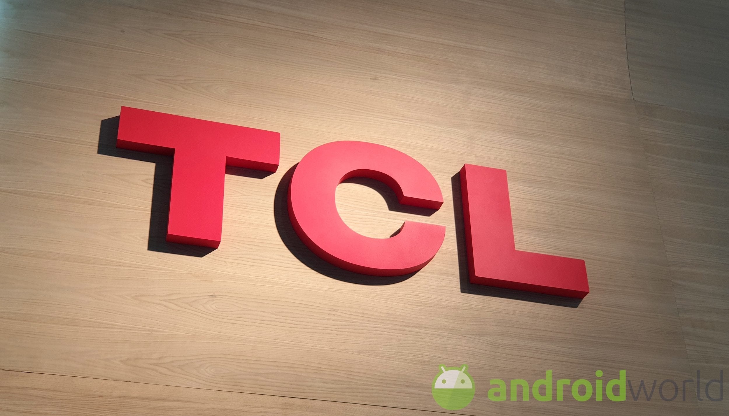 TCL si prepara a lanciare una vagonata di nuovi smartphone: la serie TCL 20 si infoltisce (foto)