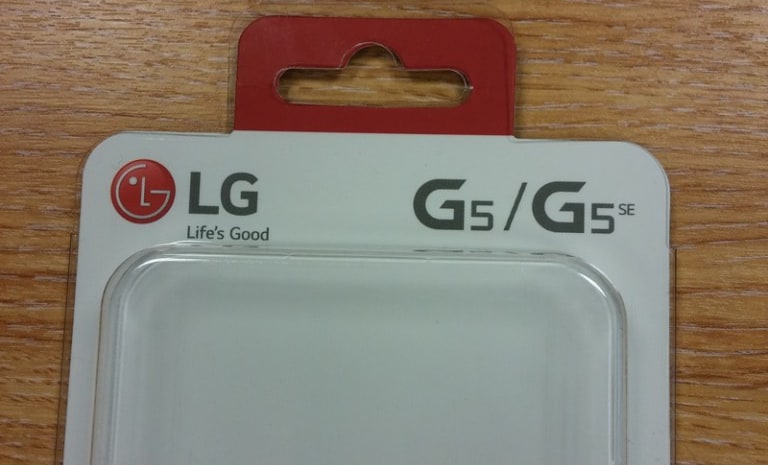Una Quick Cover svela le forme di un futuro LG G5 SE (foto e video)
