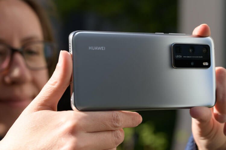 Vergüenza española.  Huawei volvió a deshonrarse al presentar una foto profesional como propia