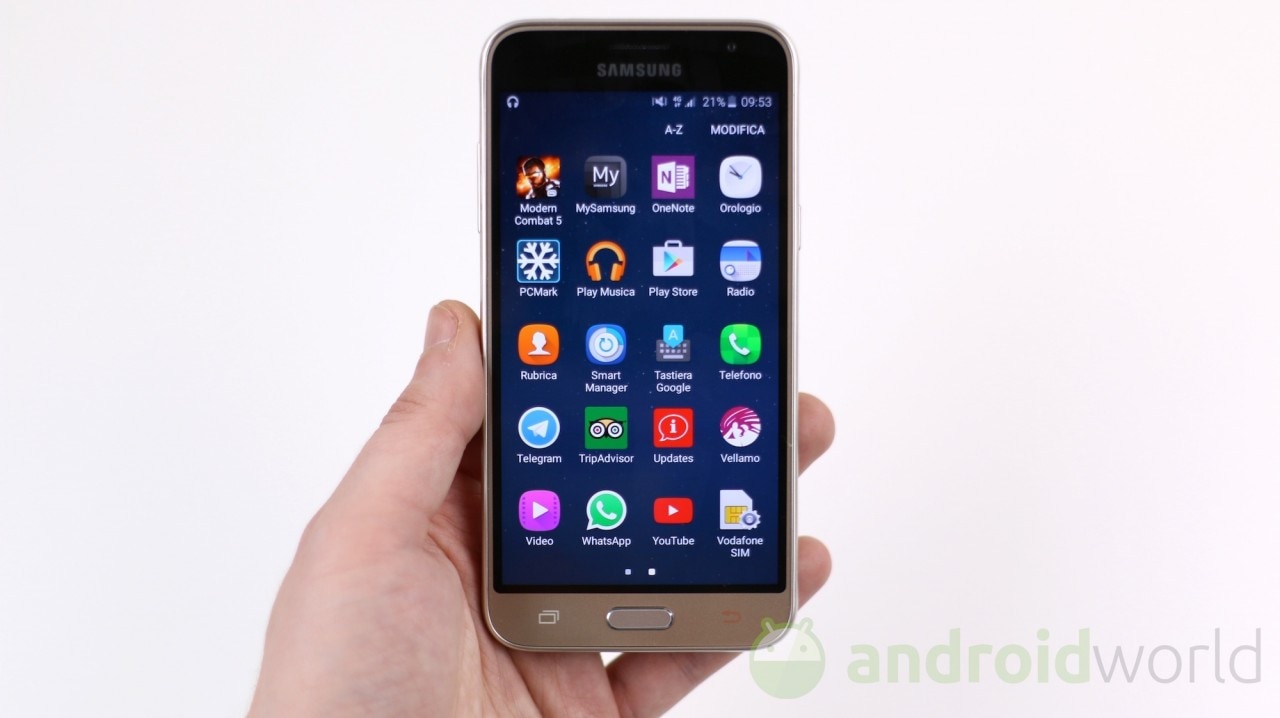 Vodafone offre ad alcuni utenti selezionati un Samsung Galaxy J3 (2016) a soli 79,99€