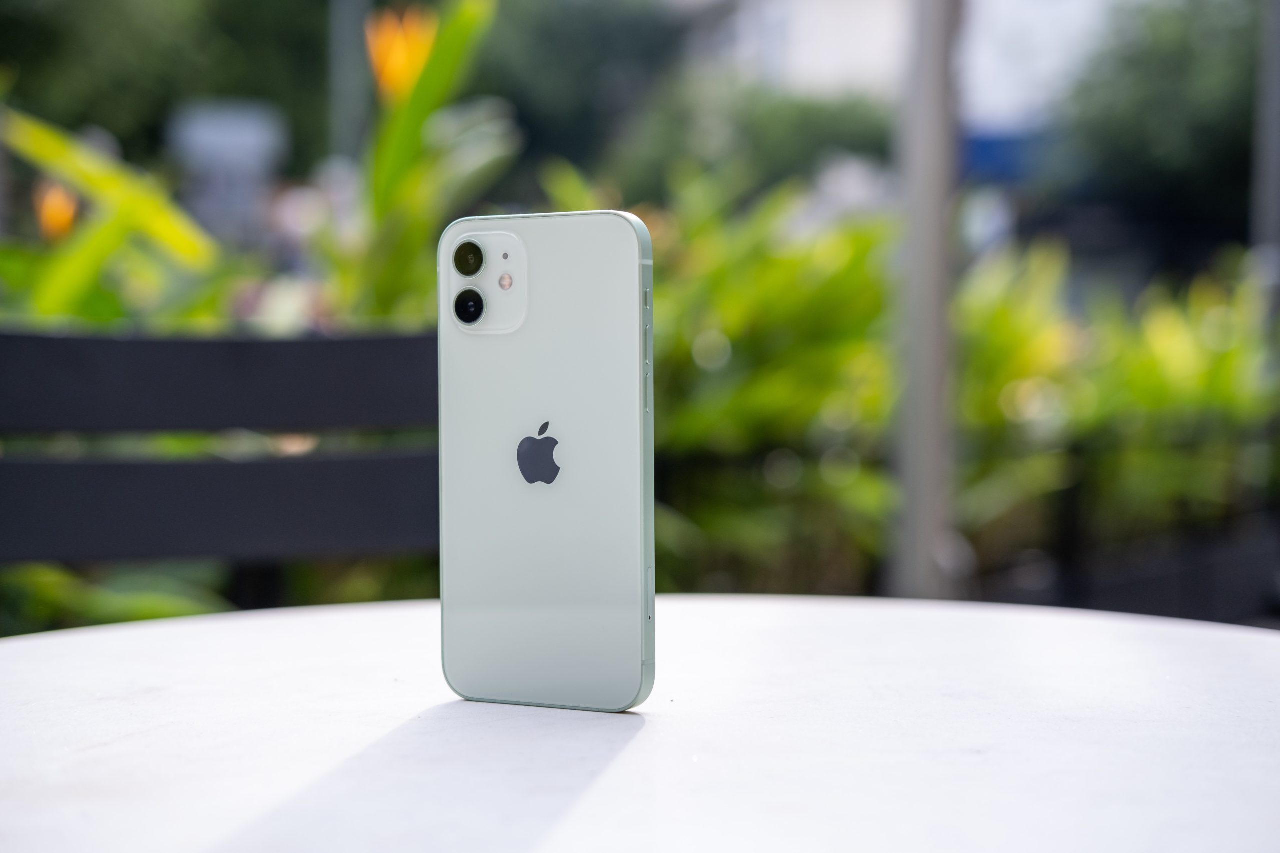 Apple retira los modelos de iPhone 12 en los Emiratos Árabes Unidos debido a una falla de sonido