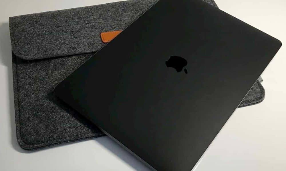 Apple podría estar trabajando en una nueva MacBook negra mate