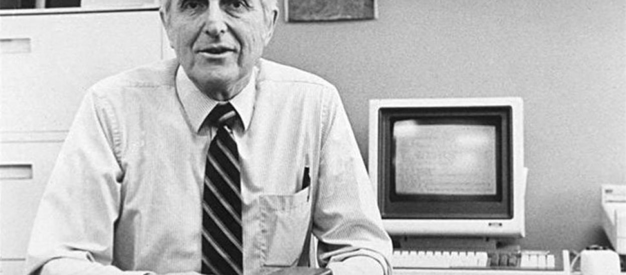 Douglas Engelbart, el creador del ratón de la computadora y la interfaz gráfica, murió anoche
