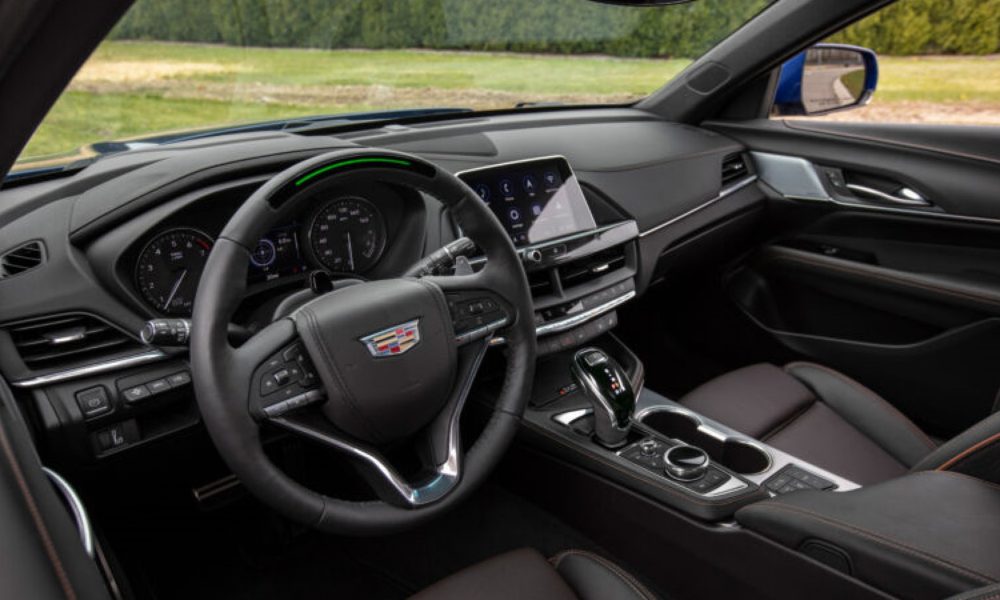 GM viene directamente a Tesla con su nuevo sistema de conducción manos libres