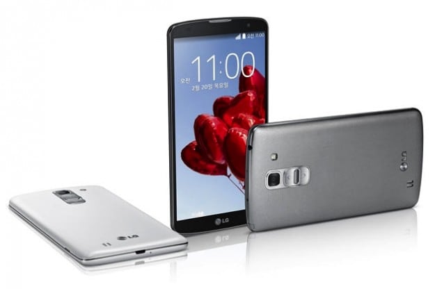 LG G Pro 2 hands-on e confronto con Note 3 e G Flex (foto e video)