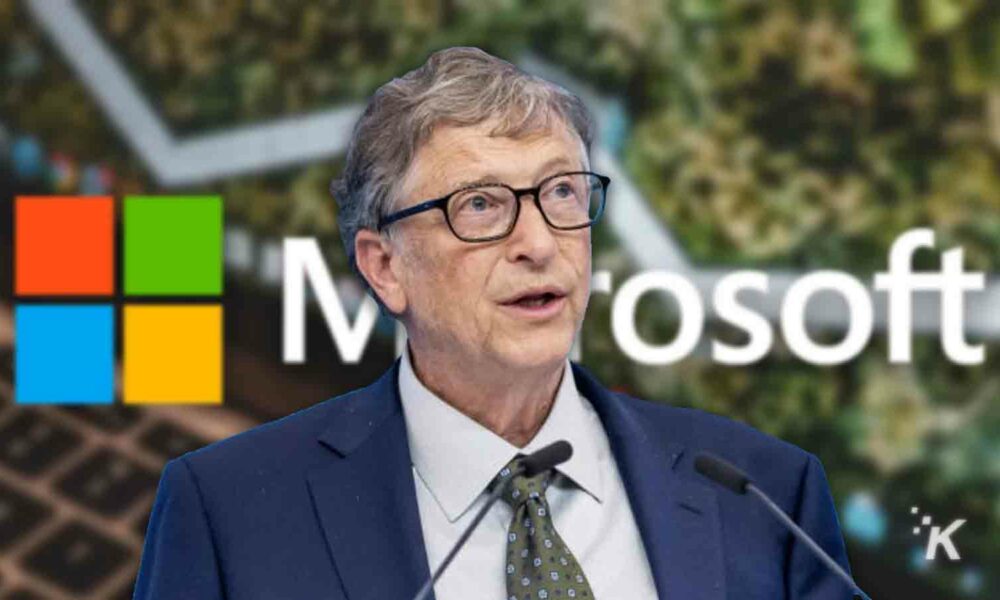 Los ejecutivos tuvieron que decirle a Bill Gates que dejara de enviar correos electrónicos a una empleada en 2008