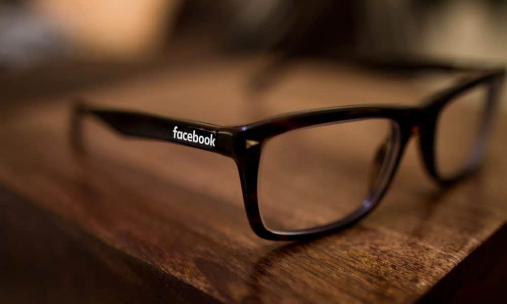 Mark Zuckerberg confirma que el próximo lanzamiento de hardware de Facebook serán las gafas inteligentes Ray-Ban