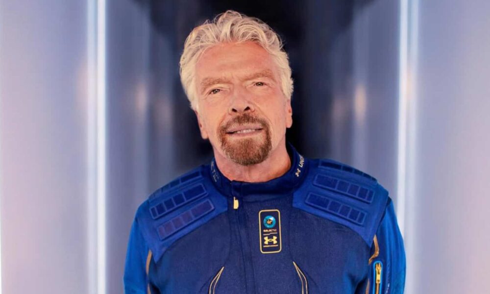 Richard Branson va al espacio, 9 días antes de que se planee el despegue de Jeff Bezos