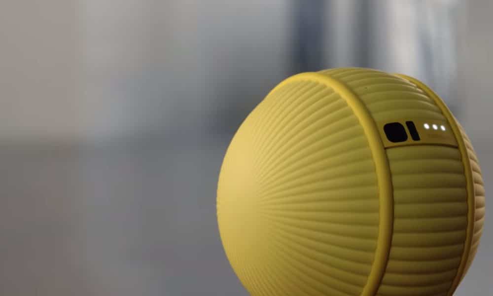 Samsung presentó una pelota de tenis inteligente que en realidad es un robot fotógrafo de mascotas ... cosa