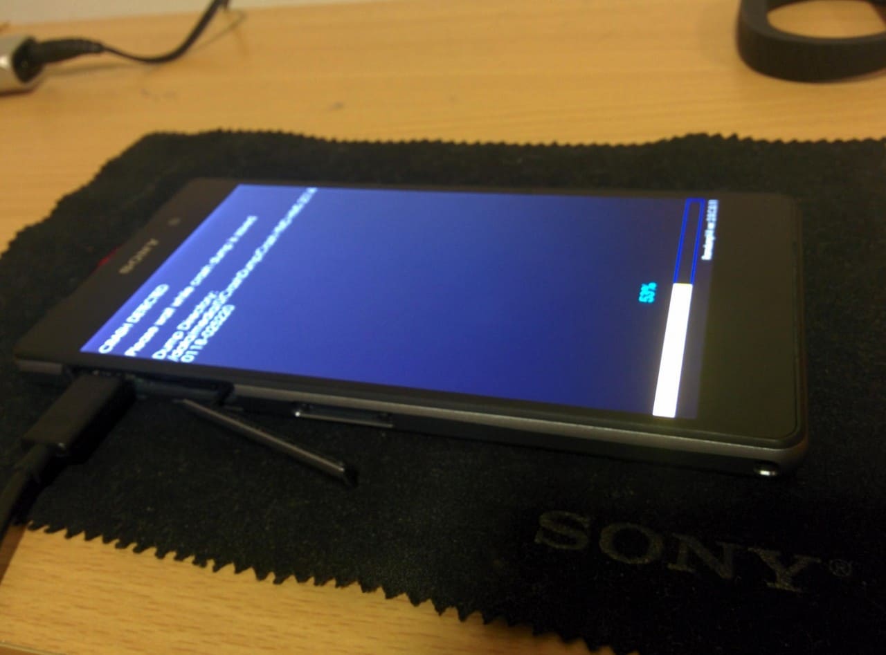 Trapelano le immagini del nuovo Sony Xperia (Z2/Sirius) D6503 (foto)