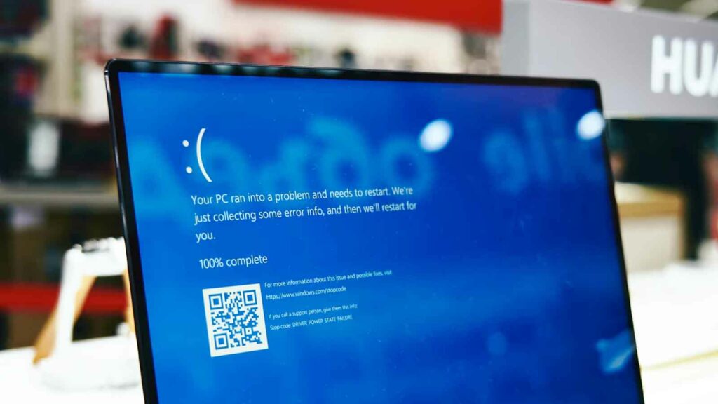 pantalla azul de la muerte en la computadora portátil
