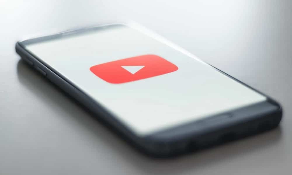 YouTube comenzará a agregar contexto a los videos que hacen reclamos de votación por correo