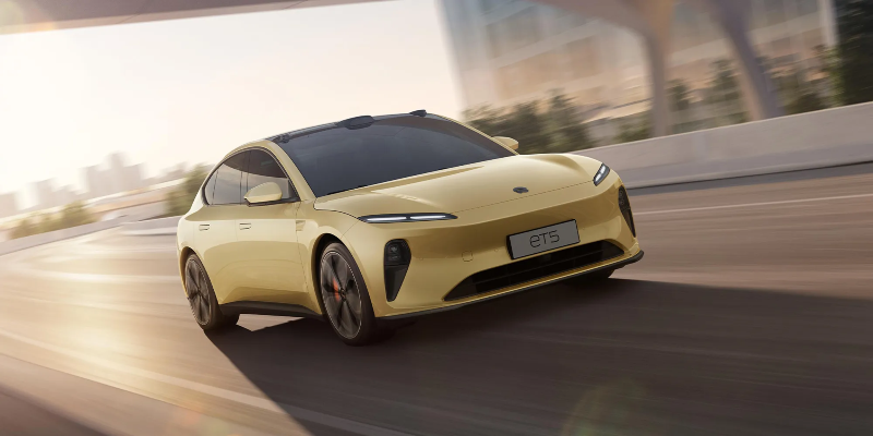 Ilustración: 1000 km de autonomía y VR / AR para el NIO ET5, el próximo competidor del Tesla Model 3