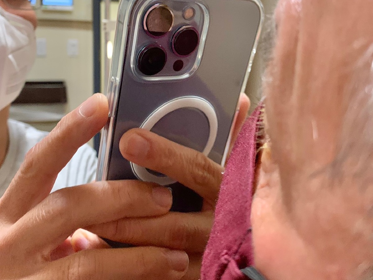 iPhone 13 Pro / oftalmología: el modo macro no reemplaza el equipo médico