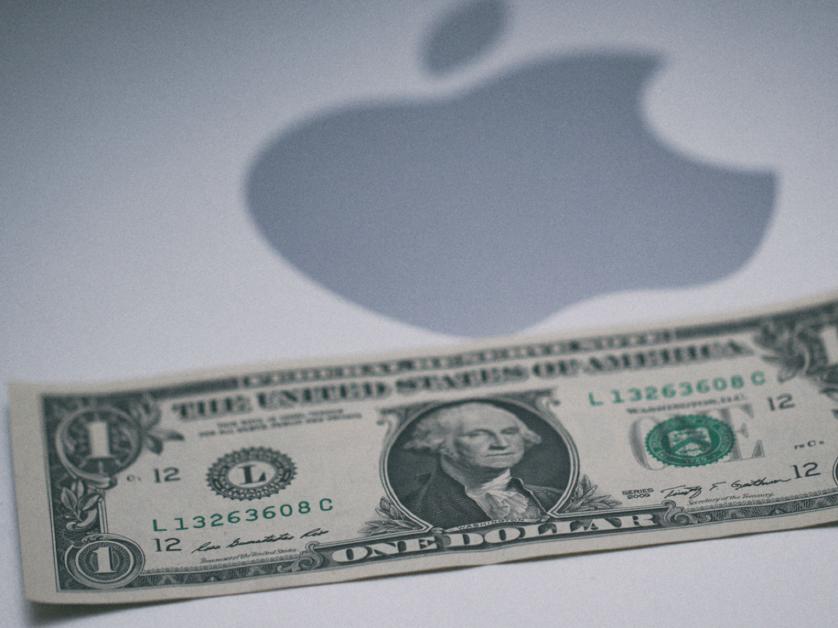 Apple: bonificaciones de $ 1,000 y $ 500 para sus empleados