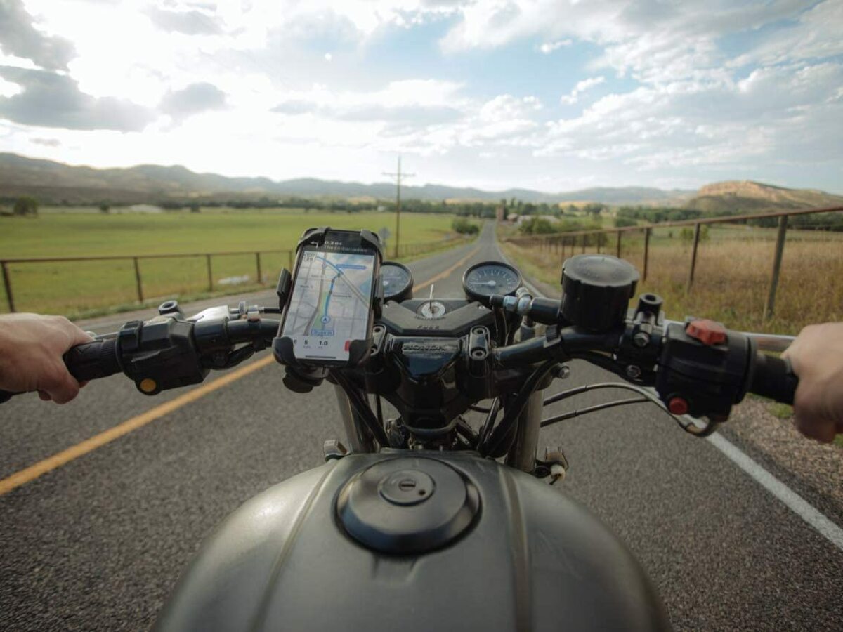 Las grandes motocicletas térmicas degradan la cámara del iPhone