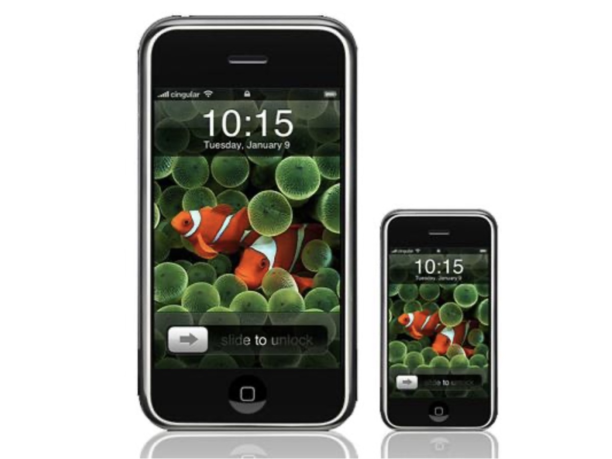 Según un correo electrónico de Steve Jobs, Apple había pensado en un iPhone nano en 2011