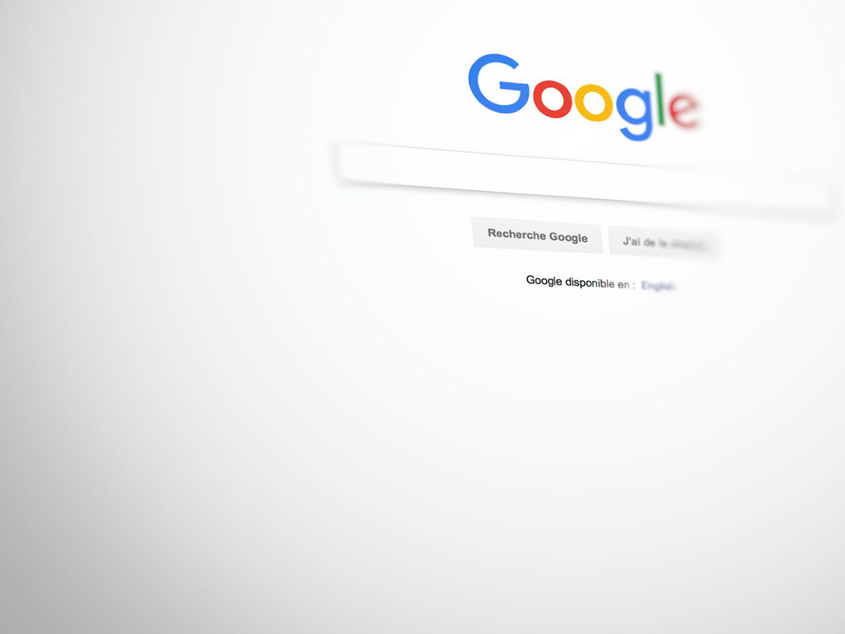 UE: Google tiene 2 meses para corregir su buscador (hoteles y aviones)