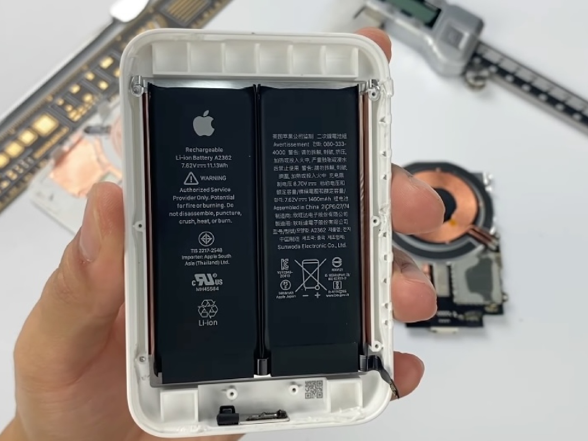 El banco de energía MagSafe de Apple contiene dos celdas