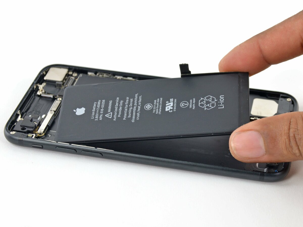 Rumor: el iPhone 13s podría llevar baterías de mayor capacidad