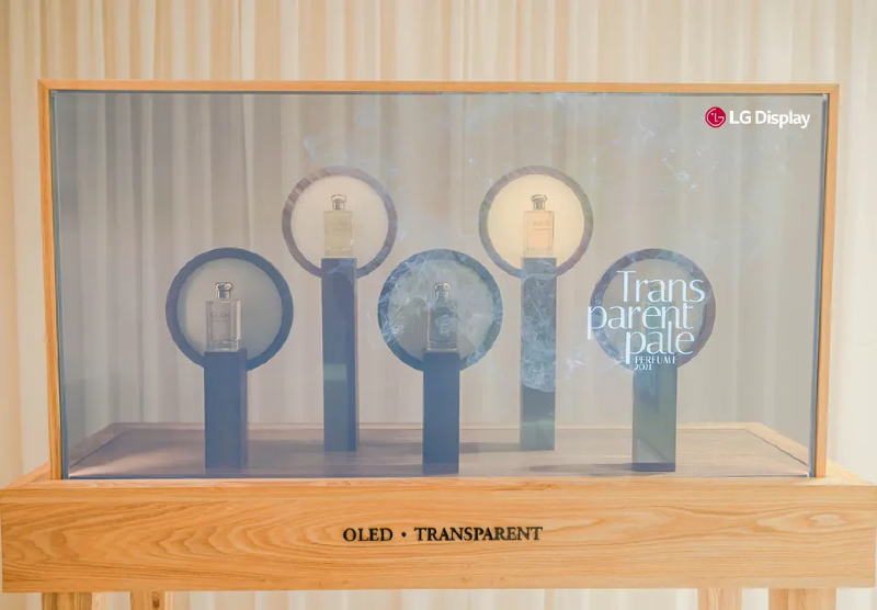 Ilustración: LG presenta sus nuevos conceptos de pantalla OLED transparente