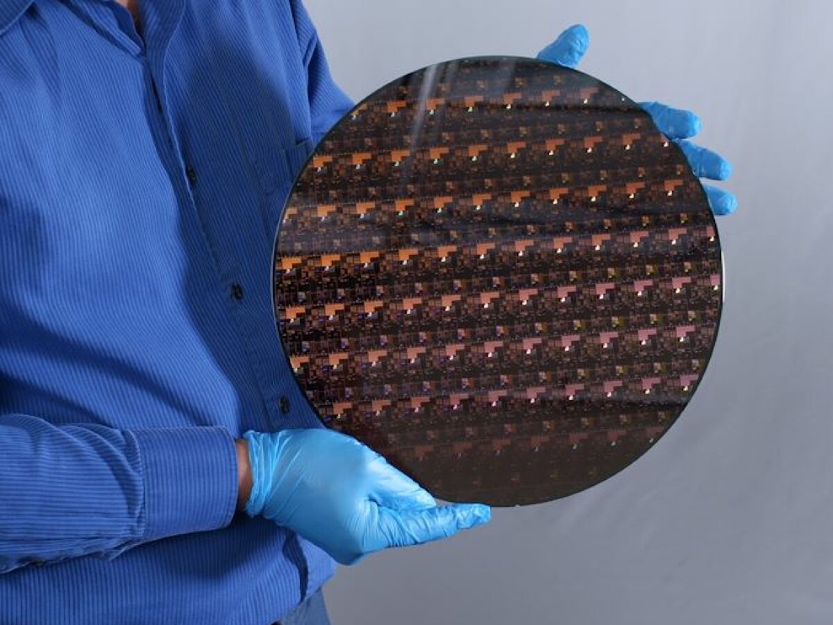 IBM anuncia el primer chip de 2 nm del mundo (video)