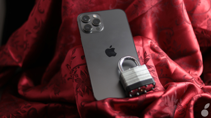 Illustratie: iPhone: Techneuten plaatsen ondeugende foto's, krijgen miljoenen van Apple