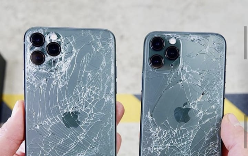 Illustratie: ongebruikelijk: uw iPhone is ongedeerd door een val tijdens het opstijgen van een vliegtuig