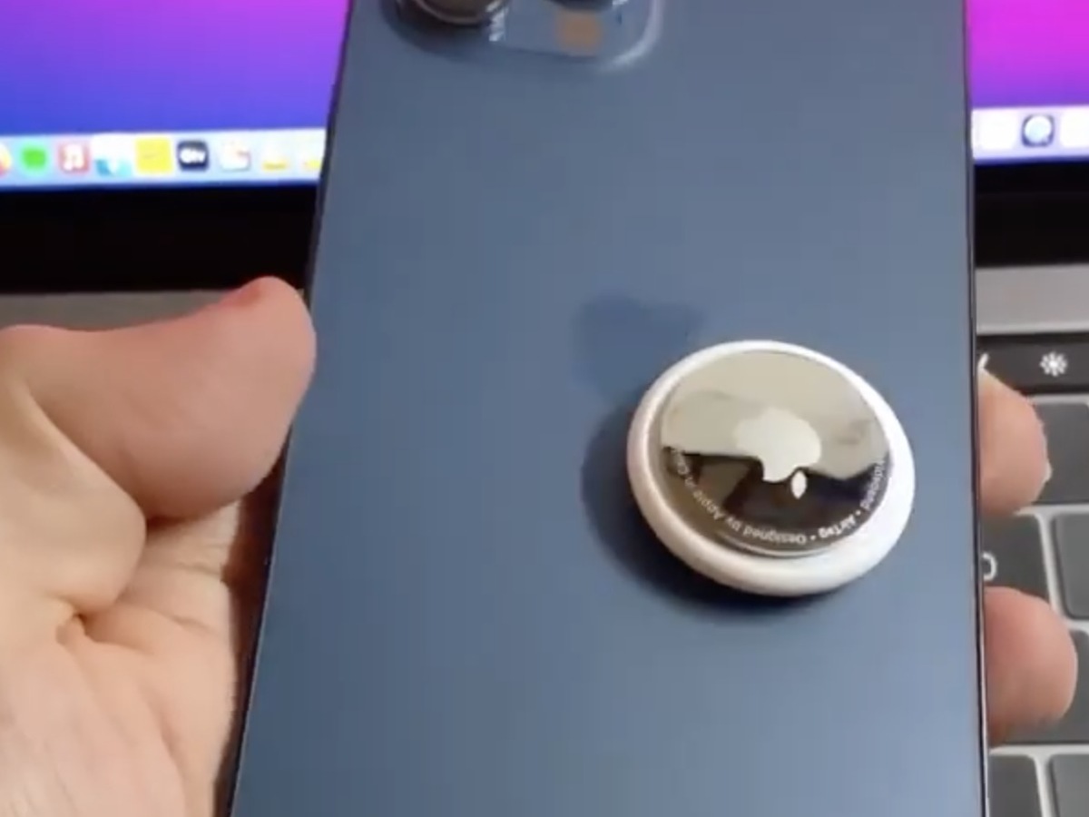 Inusual: toca la ruleta manual con un AirTag en su iPhone 12 Pro
