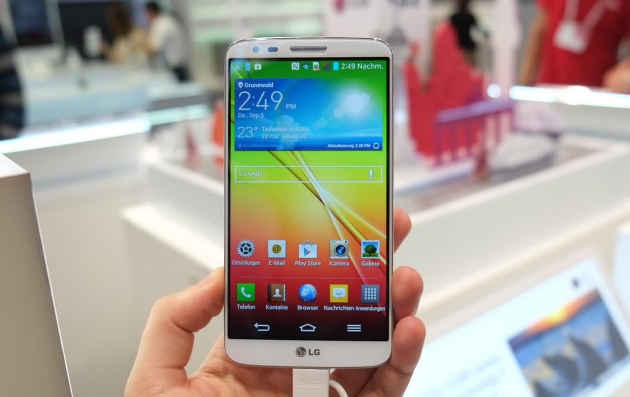 LG G2 nel listino MediaWorld al prezzo di 599€