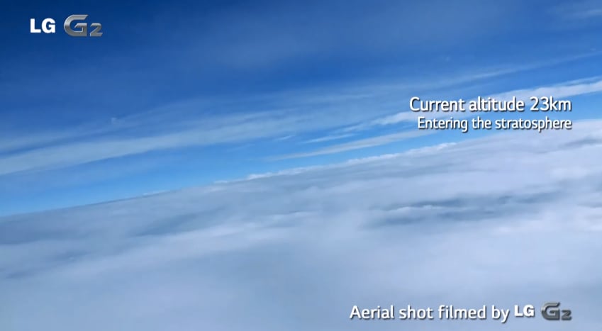 LG G2 si fa un giro nella stratosfera per fotografare la Terra