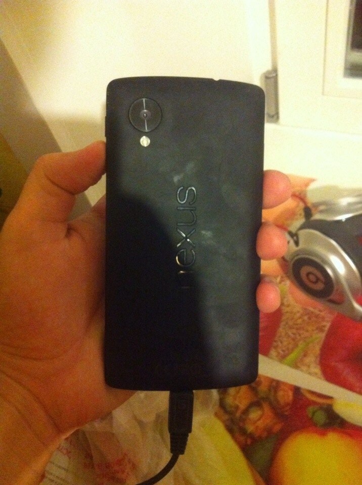 LG Nexus 5: Nuevas fotos muestran el teléfono en su totalidad