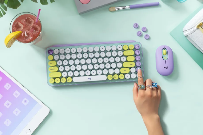 Ilustración: Mouse, alfombrillas de ratón y teclados coloridos en preparación en Logitech
