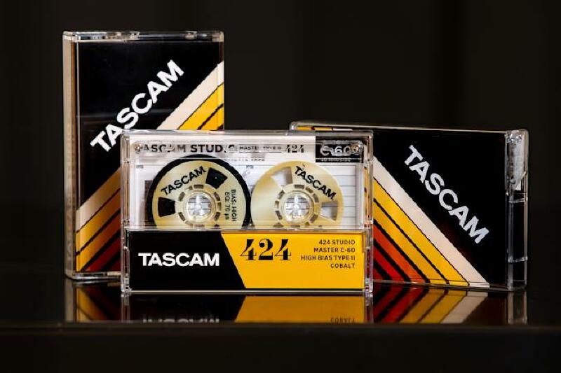 Ilustración: Tascam produce nuevos casetes para Portastudio de 4 pistas