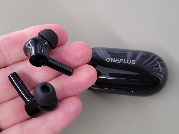 OnePlus Buds Z2 09