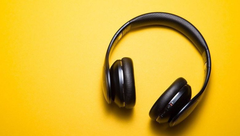 7 auriculares supraaurales que cautivan con su rendimiento de audio