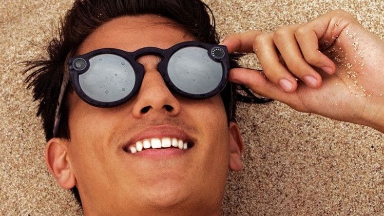 Renuncia el jefe de gafas inteligentes de Snapchat