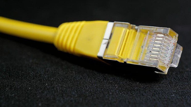 ¿Qué significan los colores de los cables Ethernet?