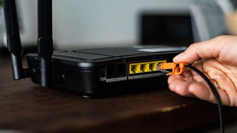 ¿Cuál es la diferencia entre fibra, ADSL, módem VDSL e Internet?