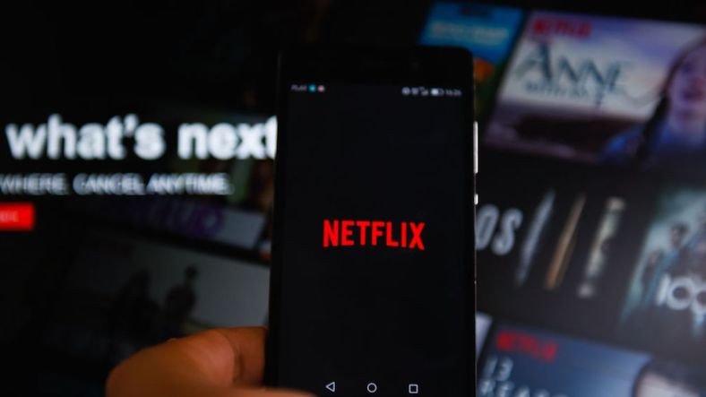 Netflix no considera cambiar al modelo de suscripción de publicidad